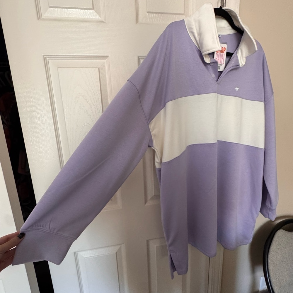 White Birch Lavender and White Sweater - Picture 2 of 4